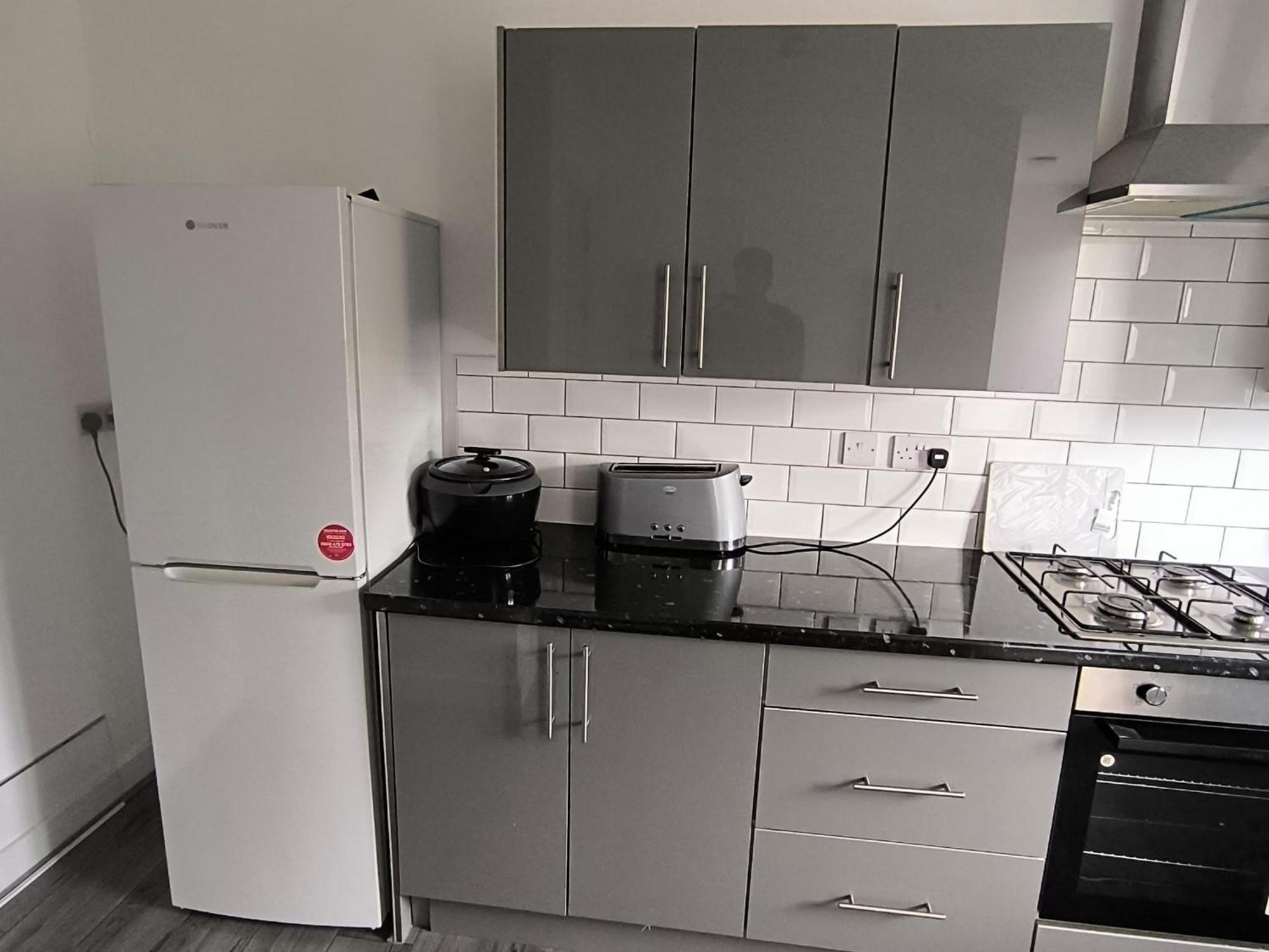 Spacious Full Home - Perfect For Families & Groups Oldbury  Exterior foto